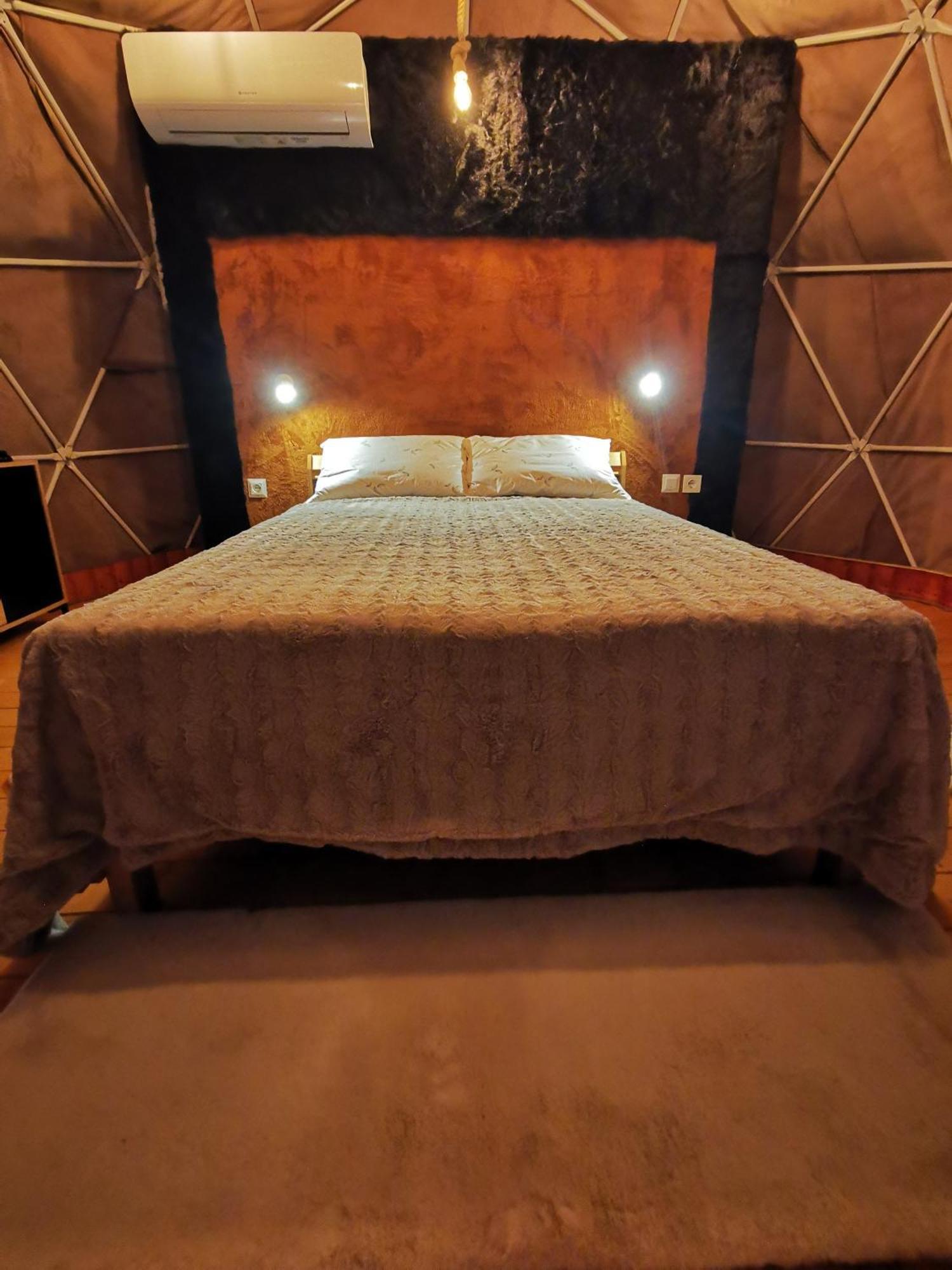 فندق Glamping Zazen Drumu Carului المظهر الخارجي الصورة
