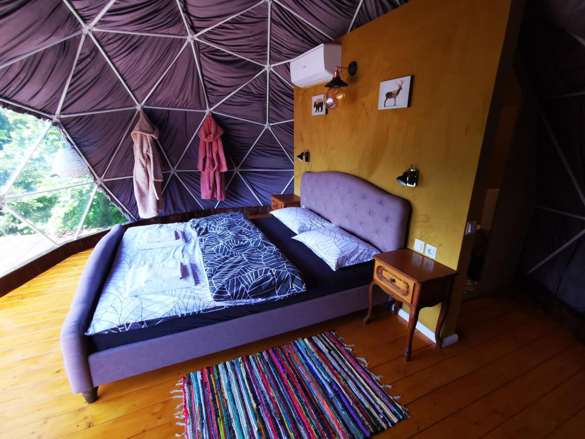 فندق Glamping Zazen Drumu Carului المظهر الخارجي الصورة
